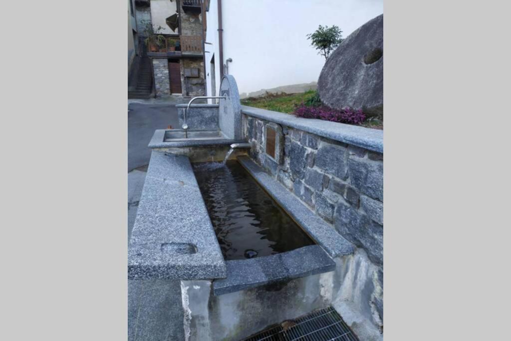 La Casa Dei Miei Nonni Tra Montagne E Lago Vila Verceia Exterior foto